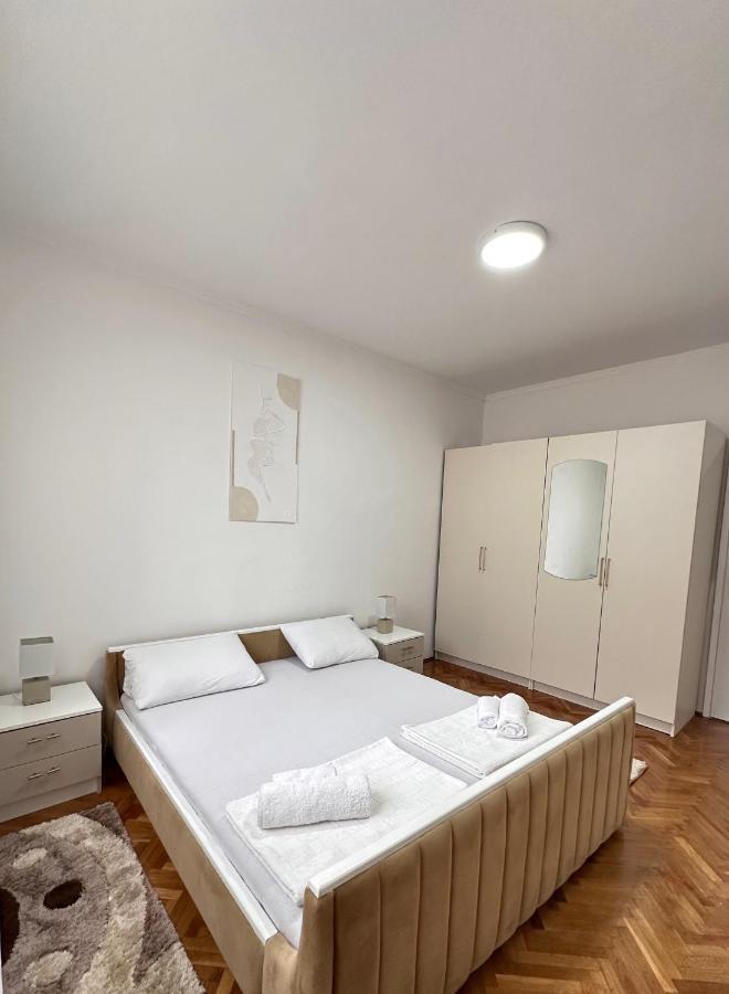 Apartment D-Moll Sutomore Esterno foto