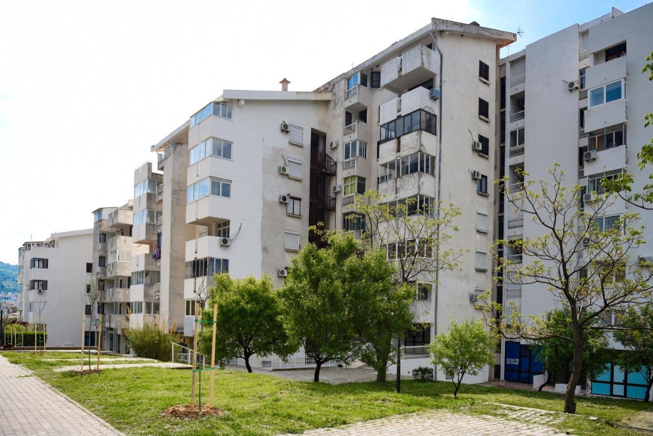 Apartment D-Moll Sutomore Esterno foto